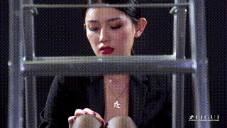 【丽柜】 2020.06.02 HD视频《谁要上来呀》甜甜