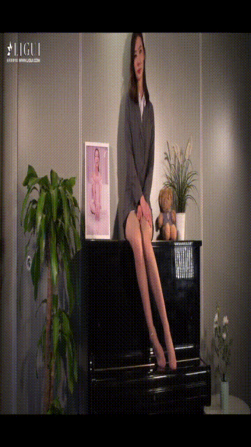 【丽柜】 2017.11.28 HD视频 刘镗 [MP4 178M]