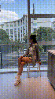 【足愉心】 NO.001 可乐（搭配：白T、牛仔短裤、板鞋、白棉袜、裸足）竖版