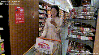 【初夏女神 】NO.077 双双 偶遇学姐 周末逛商场