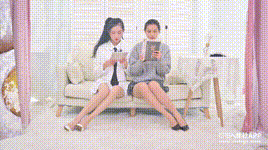 【SSA丝社】 评测 NO.142 君君&amp雪儿 双人开箱中国品牌绫岚和珞樱的油亮丝袜评测（上）