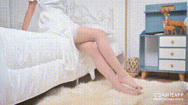 【SSA丝社】 评测 NO.150 君君 中国品牌绫的羽白色蕾丝吊带丝袜试穿体验评测