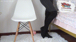 【物恋传媒】第1029期：言言-过膝靴、棉袜、裸足封面图