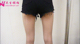 【大生模拍】No.134 小柒 短裤里，只穿了丝