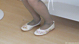 【物恋传媒】第2323期：泡泡-汉服、平底鞋、过膝丝袜封面图