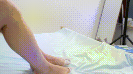 【物恋传媒】第2266期：泡泡-高跟凉鞋、白吊带船袜、昏睡剧情封面图