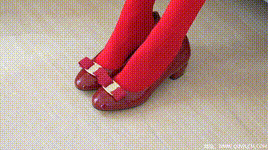 【物恋传媒】第2236期：茯苓-红色低跟鞋、厚款红色丝、皮筋绑脚老头乐挠脚剧情封面图