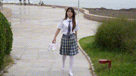 【物恋传媒】第2242期：闪闪-板鞋、厚白丝、户外草地公园沙滩脱鞋丝袜走路剧情（脏袜子）封面图