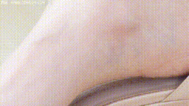 【物恋传媒】第2240期：嘟嘟-三双高跟鞋、薄肉丝（脚尖微加固款）、裸足、视频以超近景特写为主封面图