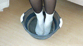 【物恋传媒】第2473期：橙子-板鞋、白棉袜、薄黑丝封面图