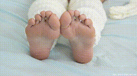 【物恋传媒】第2463期：小野-板鞋、白棉袜、裸足、堆堆袜套封面图