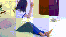 【物恋传媒】第2364期：小悦-校服、板鞋、白棉袜、裸足封面图