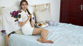 【物恋传媒】第2485期：泡泡-高跟凉鞋、薄肉丝、裸足