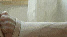 【物恋传媒】第2437期：小紫-两双高跟凉鞋、薄肉丝、裸足