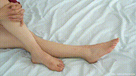 【物恋传媒】第2507期：奶糖-长靴、白棉袜、裸足